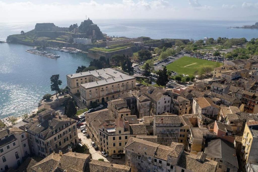 Soma Lux Apartment! Corfu (city)
