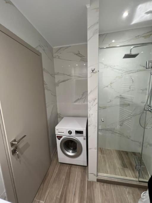 Soma Lux Apartment!